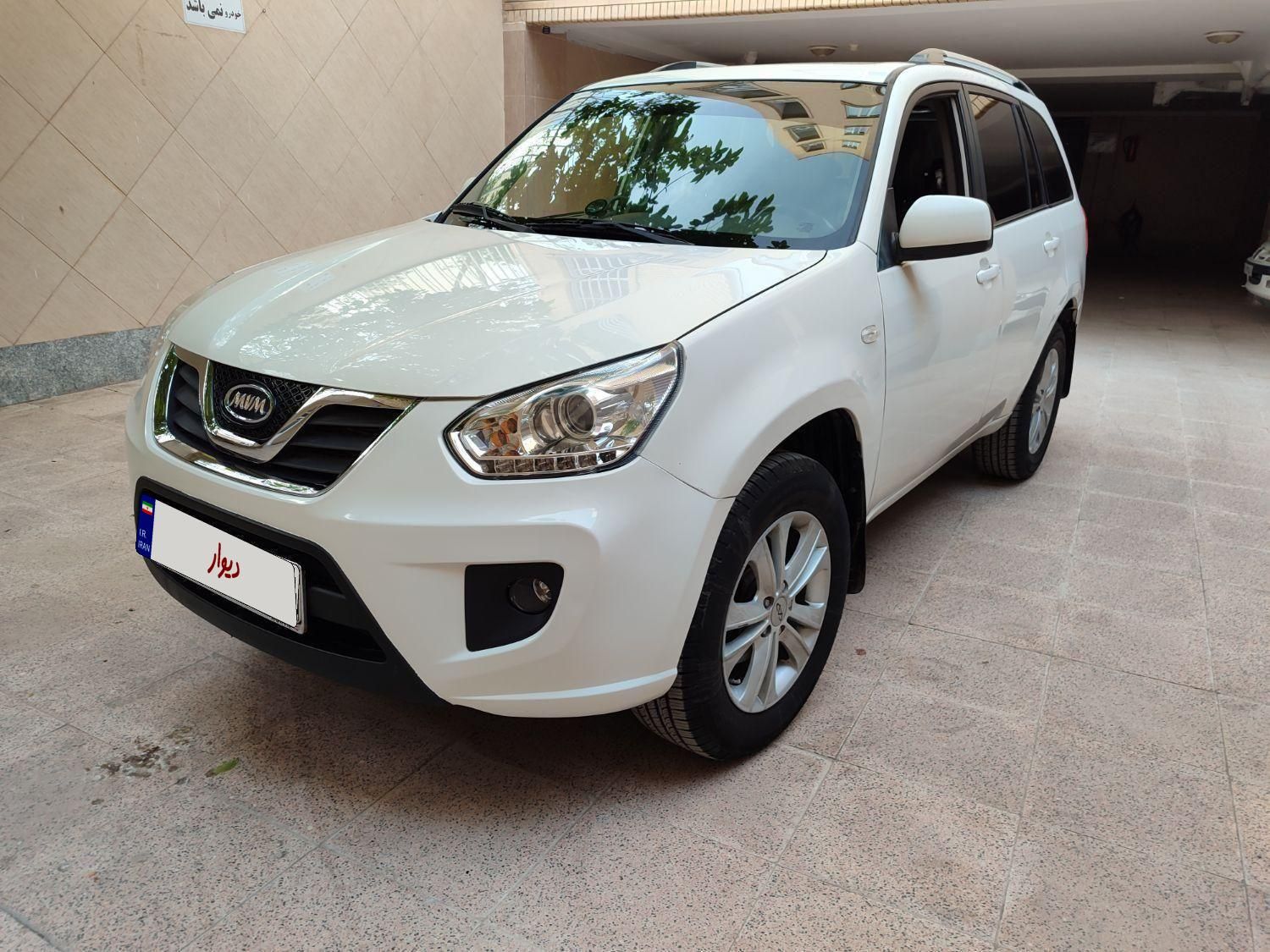 خودرو ام وی ام، X33 آگهی ann_18562826