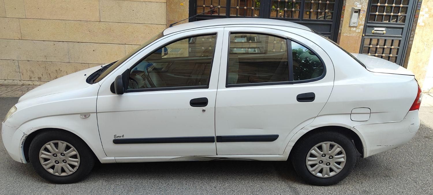 تیبا صندوق دار SX - 1393