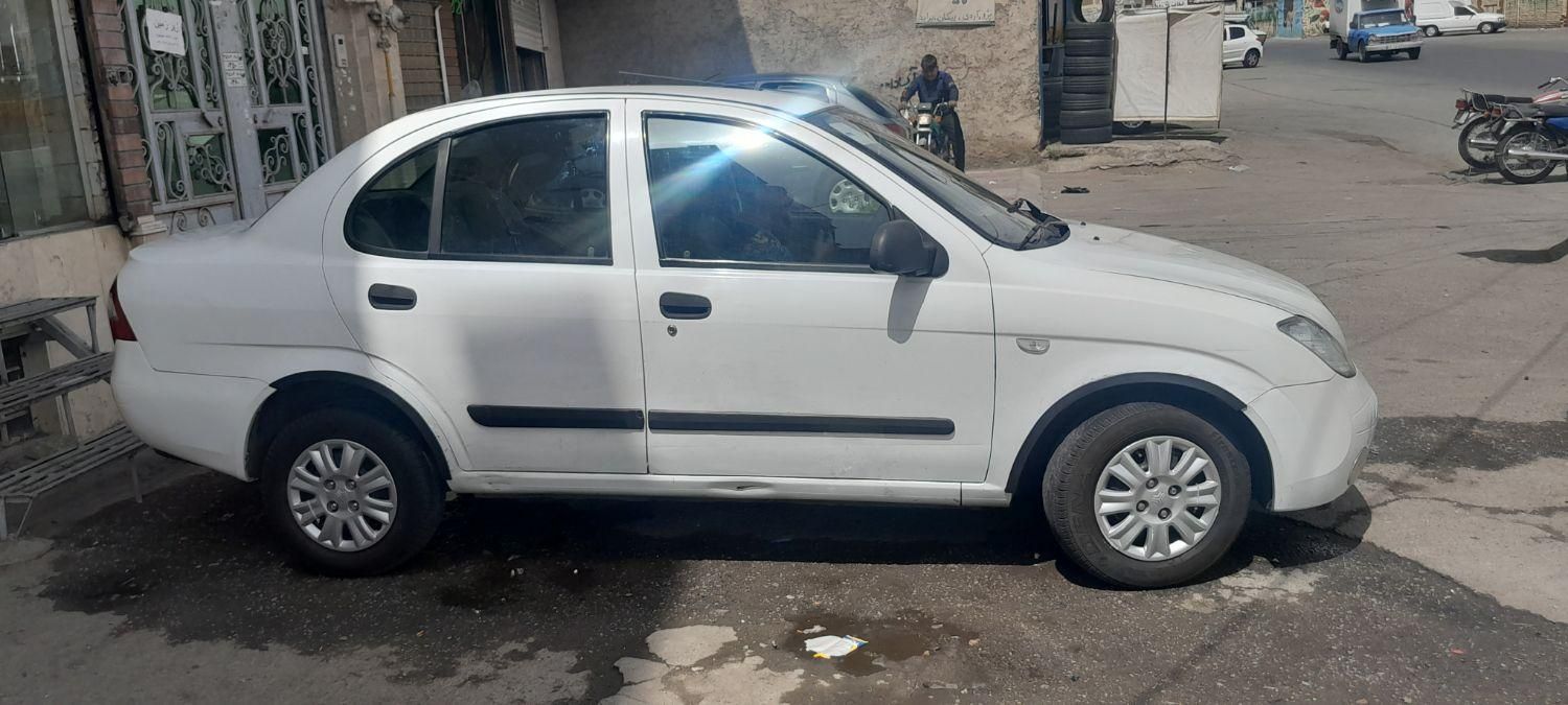 تیبا صندوق دار EX - 1392