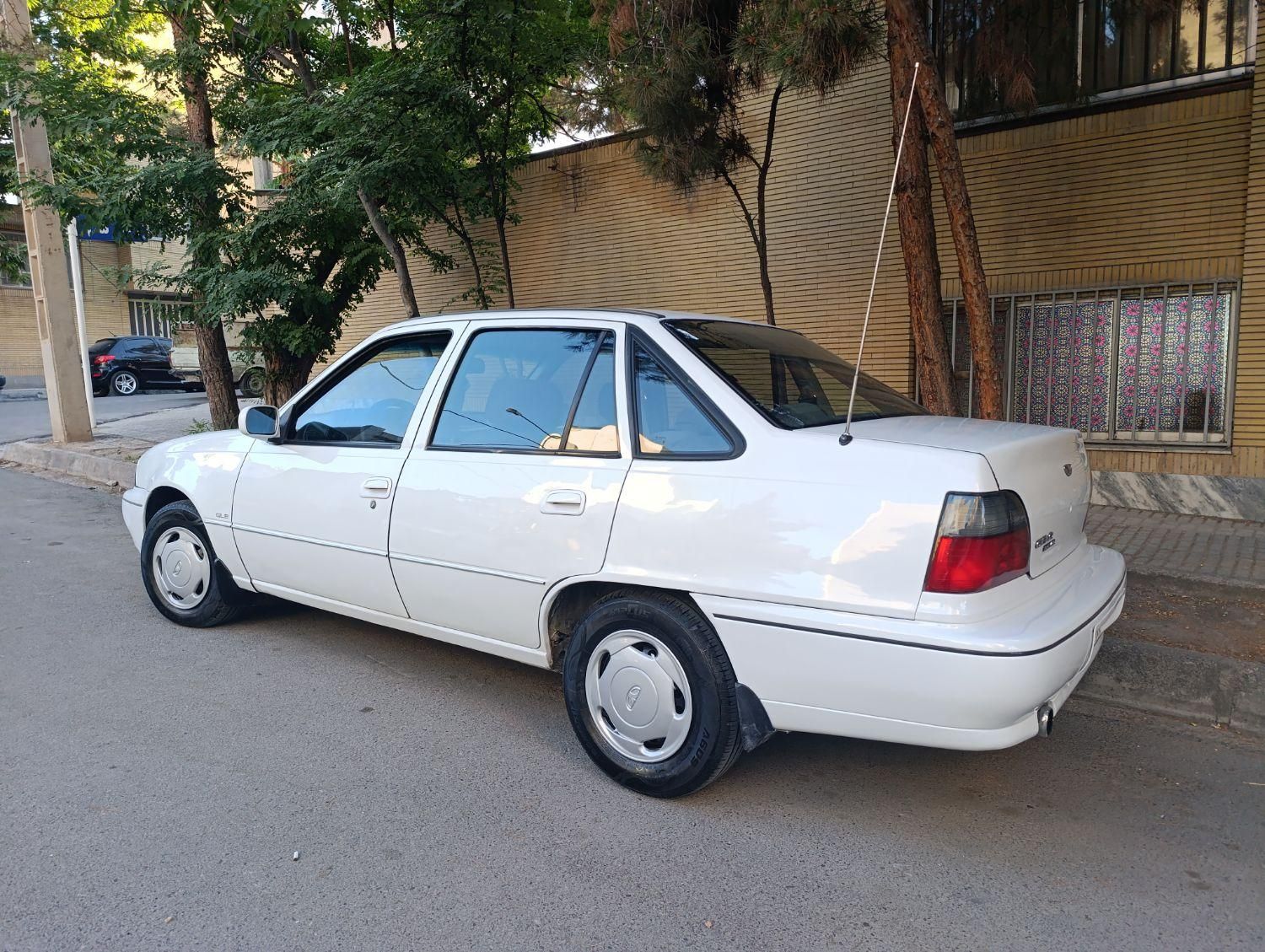 دوو سیلو سدان - 2003
