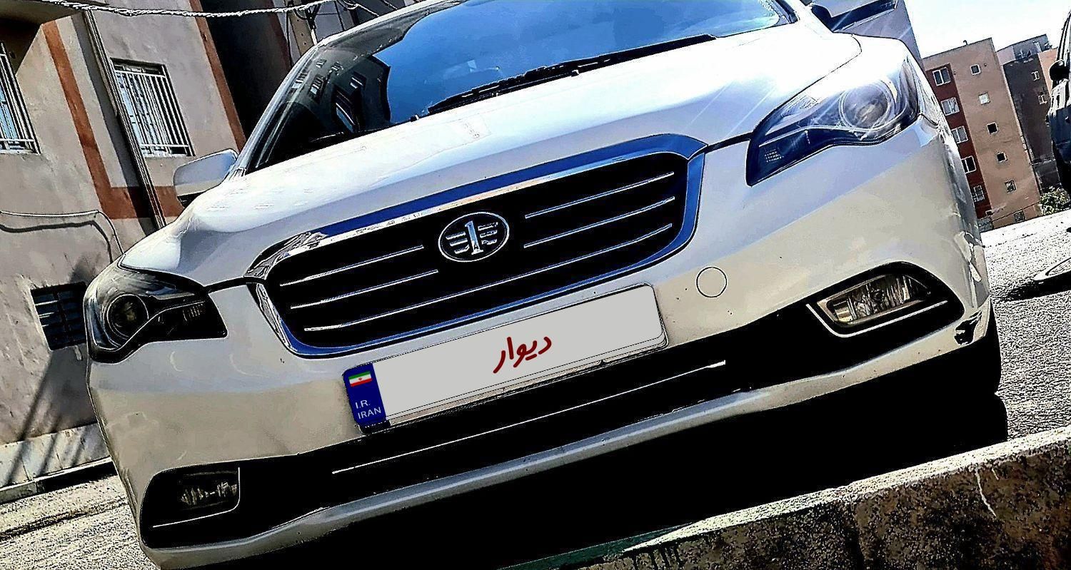 بسترن B50F اتوماتیک - 2015