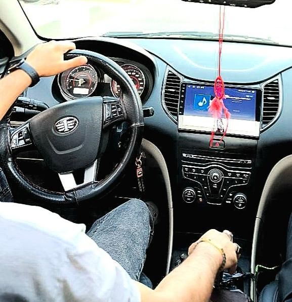 بسترن B50F اتوماتیک - 2015