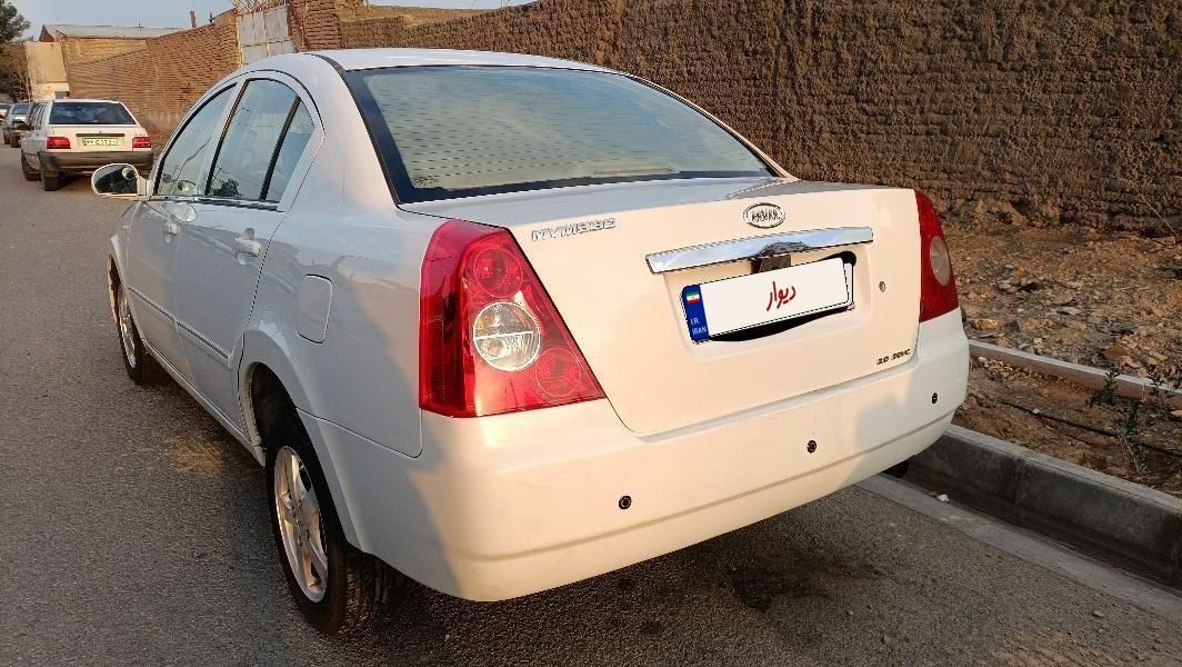 ام وی ام 530 دنده ای - 2011