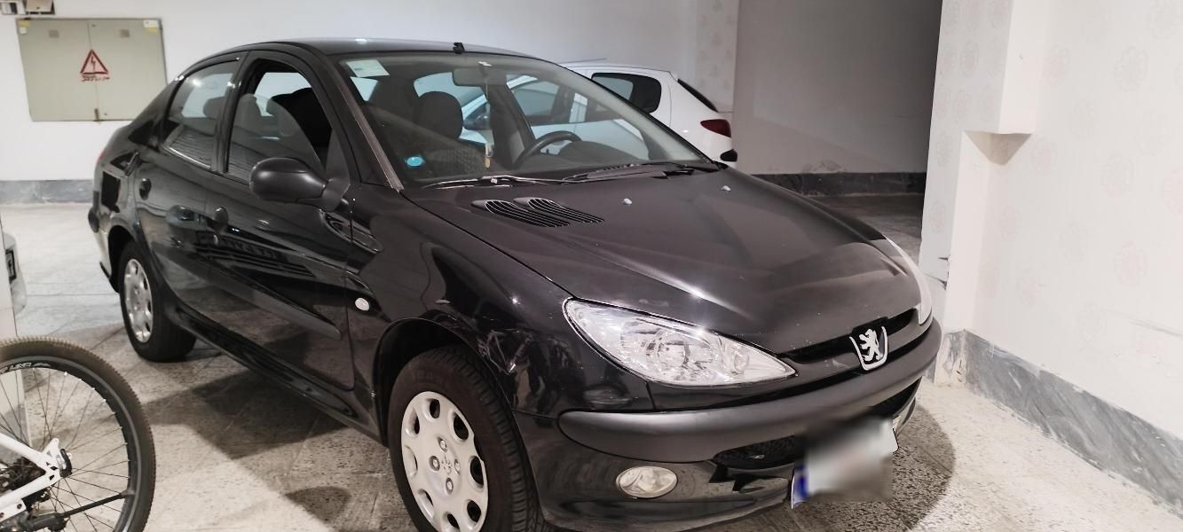 پژو ۲۰۶ صندوق دار v8 - 1393