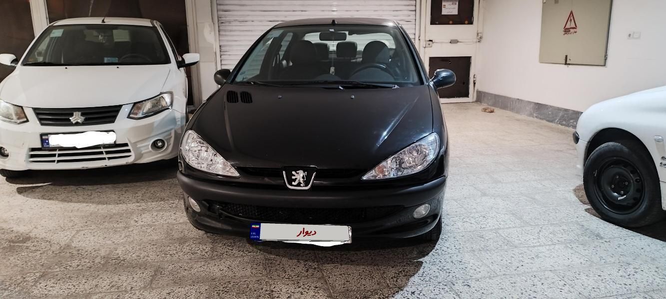 پژو ۲۰۶ صندوق دار v8 - 1393