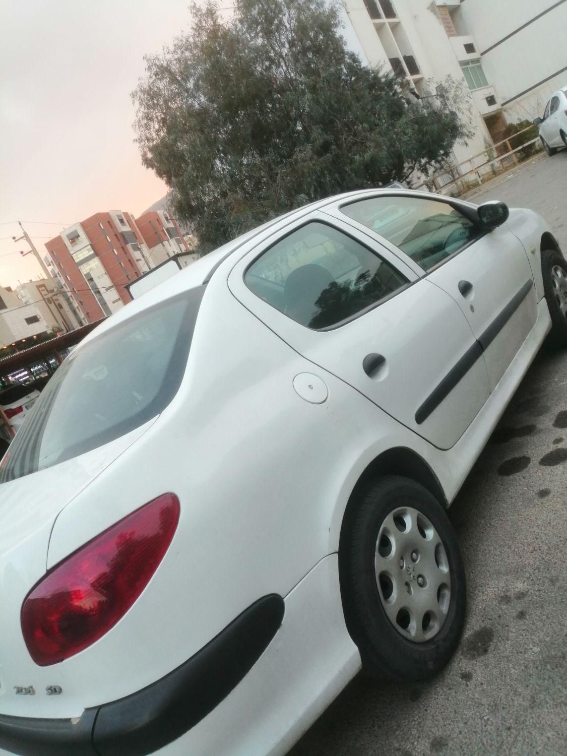 خودرو پژو، ۲۰۶ صندوق دار آگهی ann_18565340