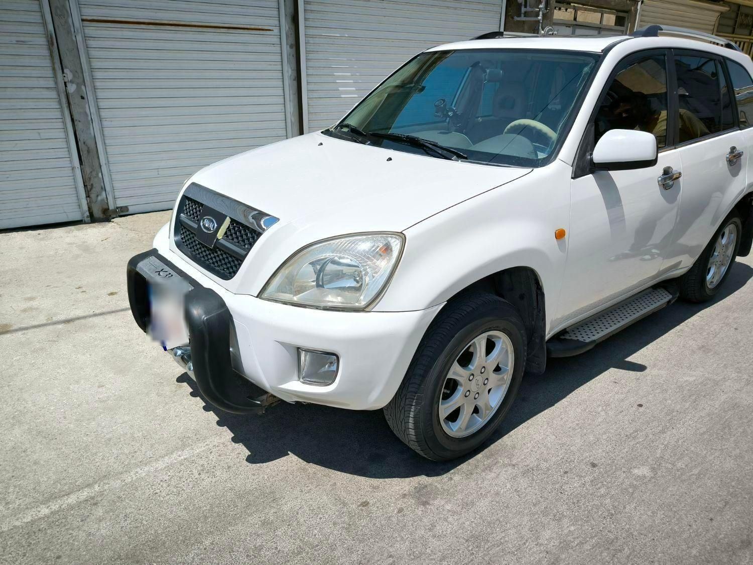 ام وی ام X33 دنده‌ای ساده - 2012