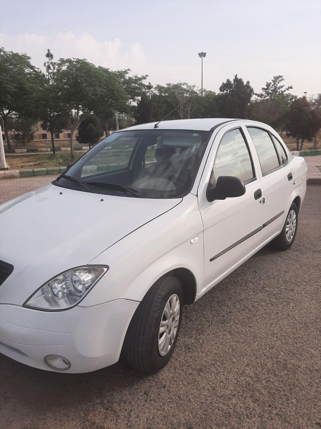 تیبا صندوق دار SX - 1400