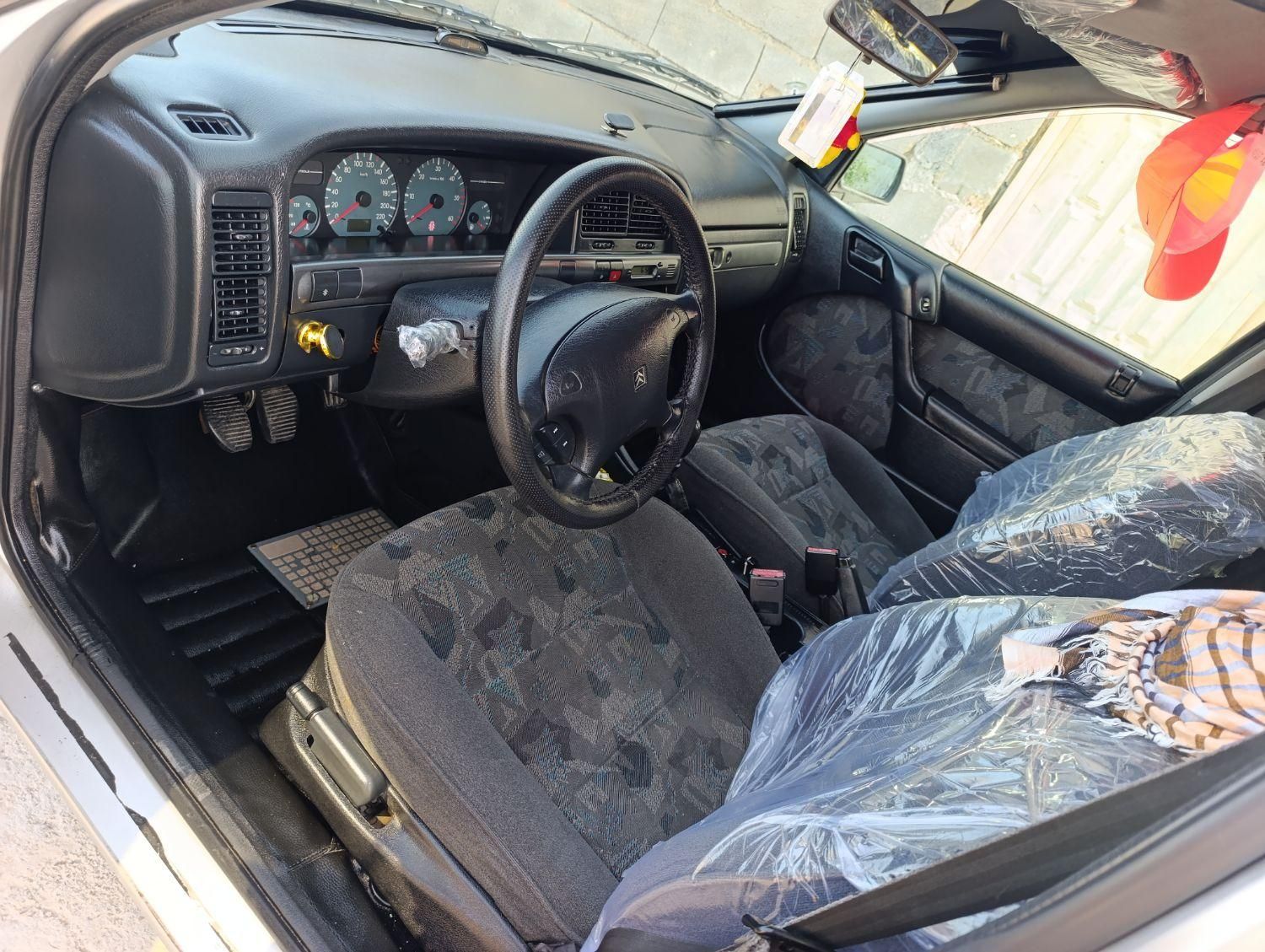 سیتروئن زانتیا X - 2004