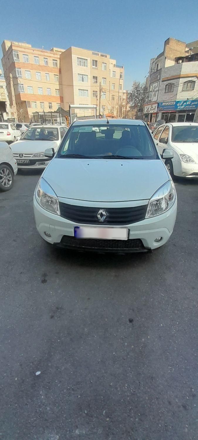خودرو رنو، ساندرو آگهی ann_18566236