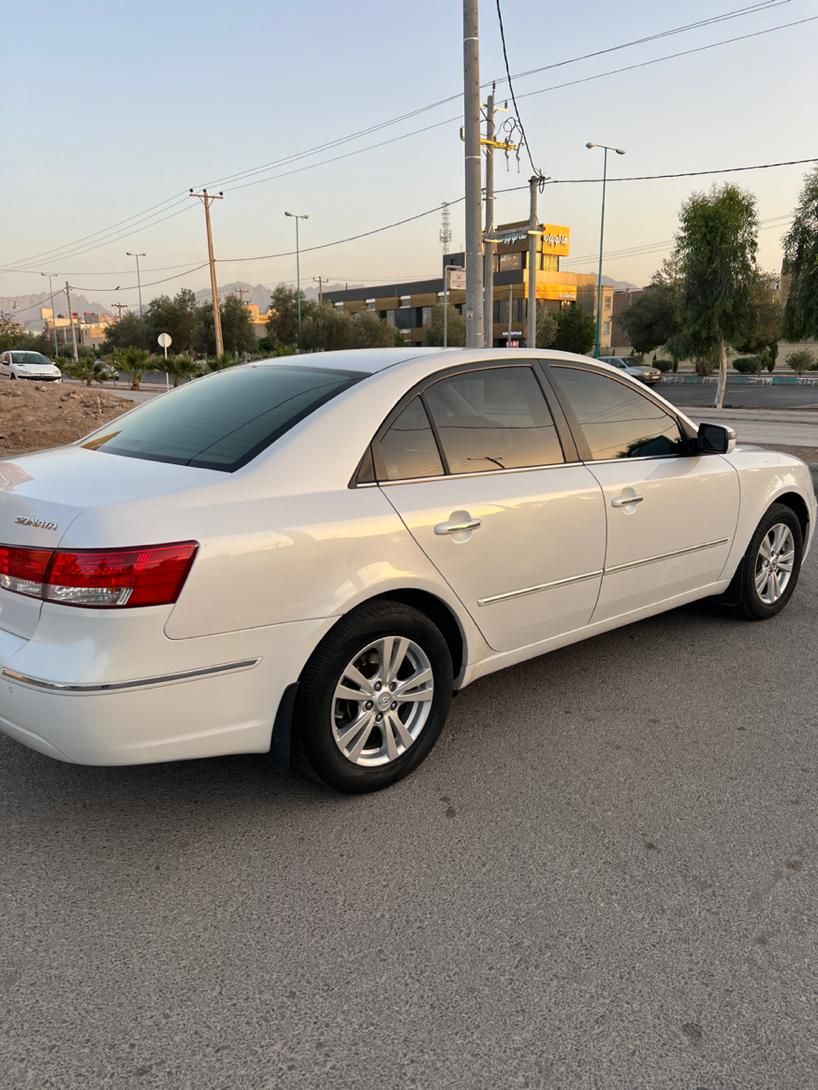 هیوندای سوناتا اتوماتیک NF 2400 - 2010