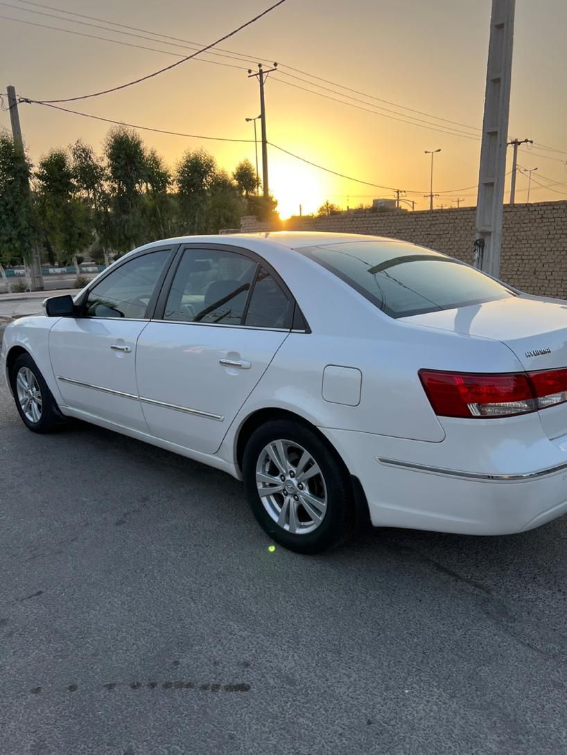 هیوندای سوناتا اتوماتیک NF 2400 - 2010