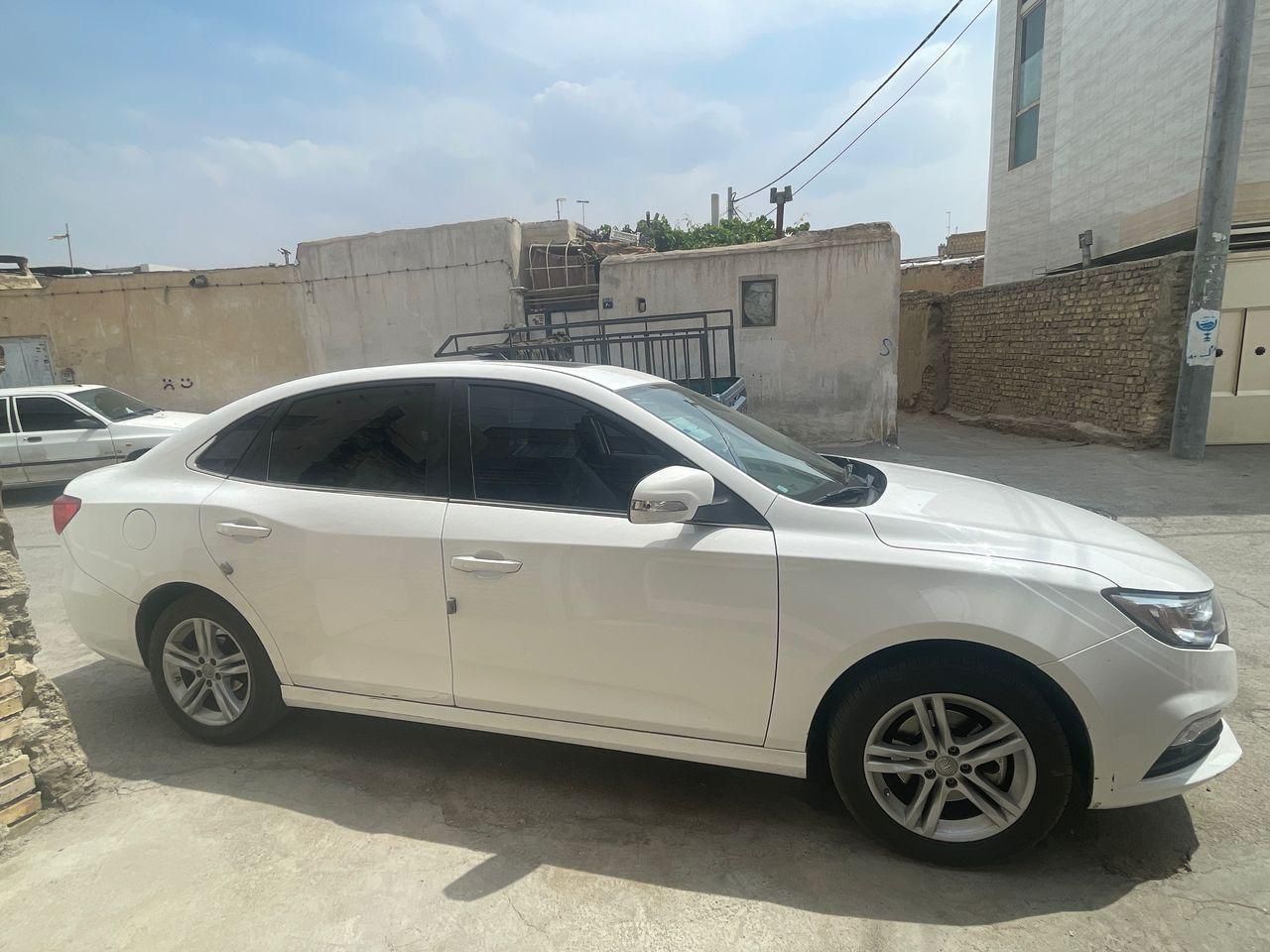 بسترن B30 اتوماتیک - 2020