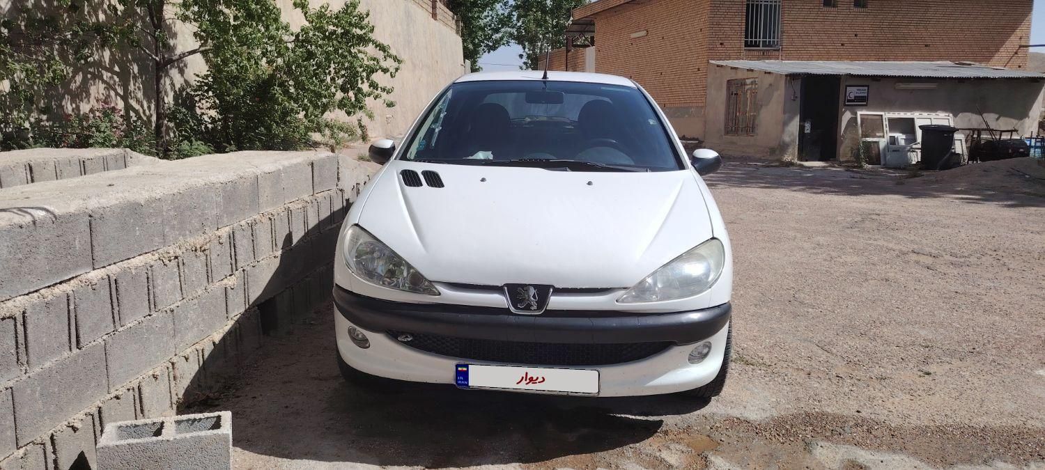 خودرو پژو، ۲۰۶ صندوق دار آگهی ann_18566428