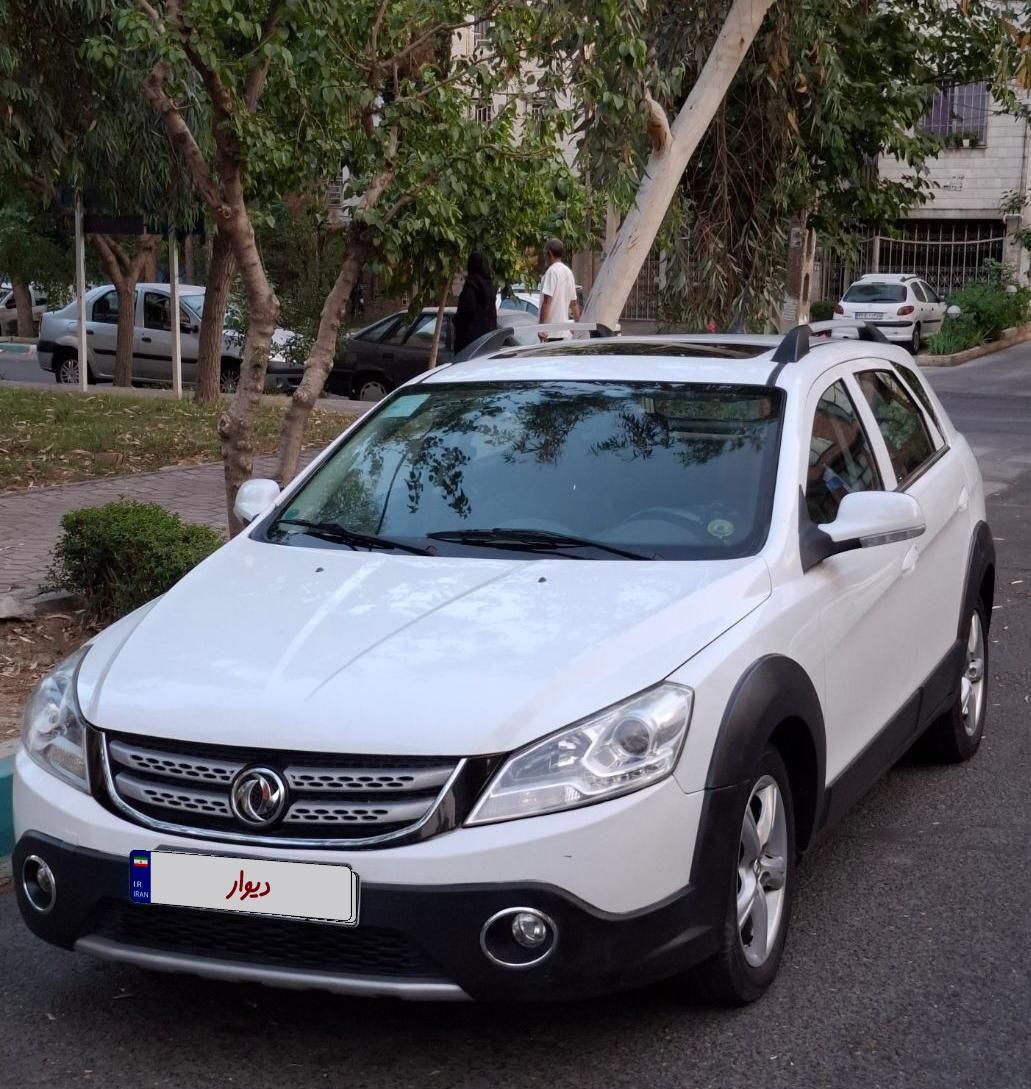 خودرو دانگ فنگ، H30 کراس آگهی ann_18566475