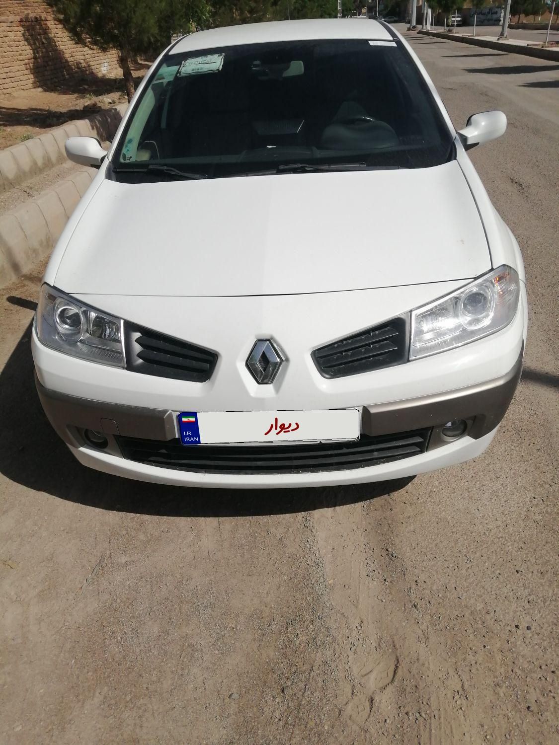 رنو مگان پارس خودرو 2000 - 2011