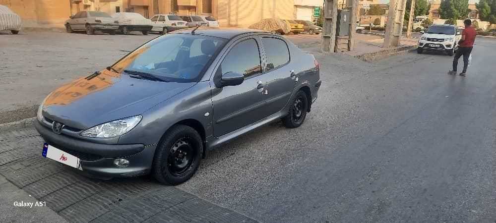 پژو ۲۰۶ صندوق دار v8 - 1396