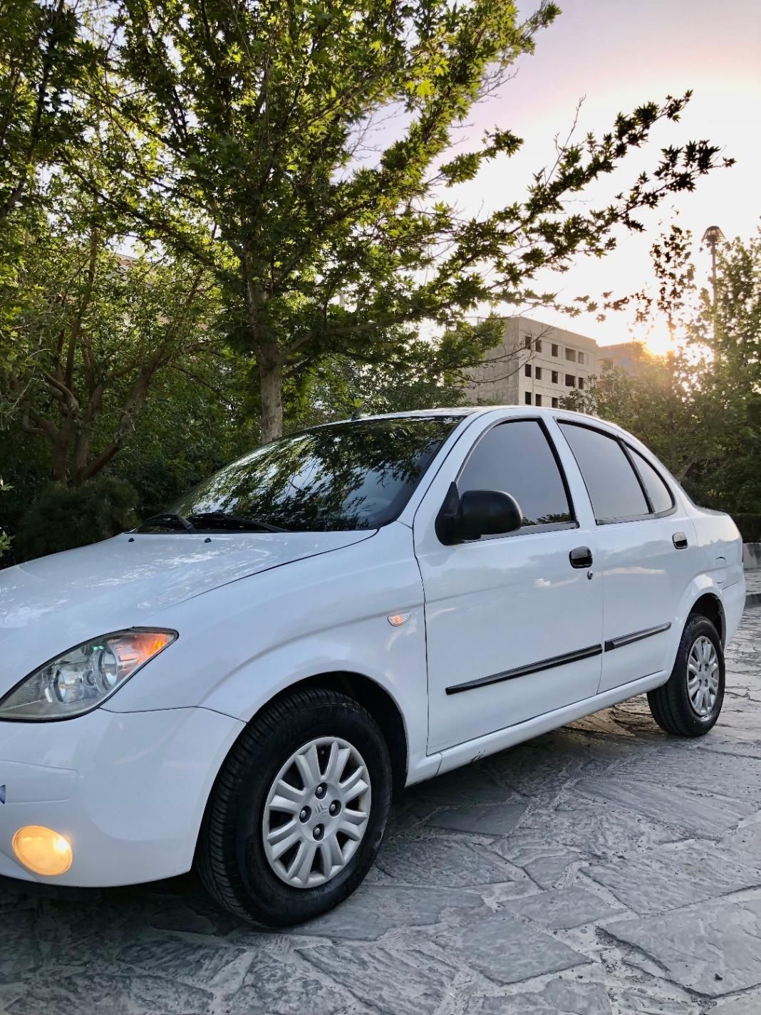 تیبا صندوق دار SX - 1398