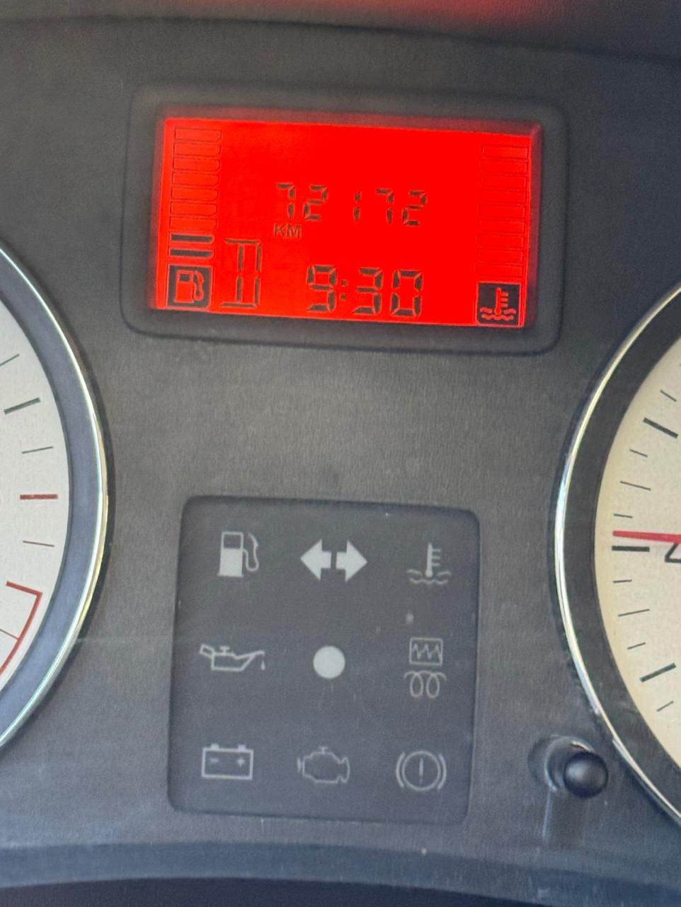رنو ساندرو اتوماتیک - 1397