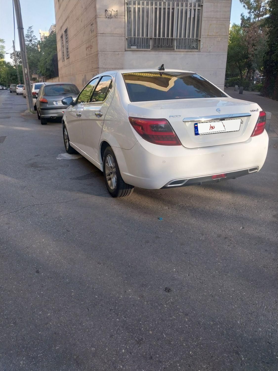 دنا پلاس تیپ ۲ سانروف ۴ ایربگ - 1399