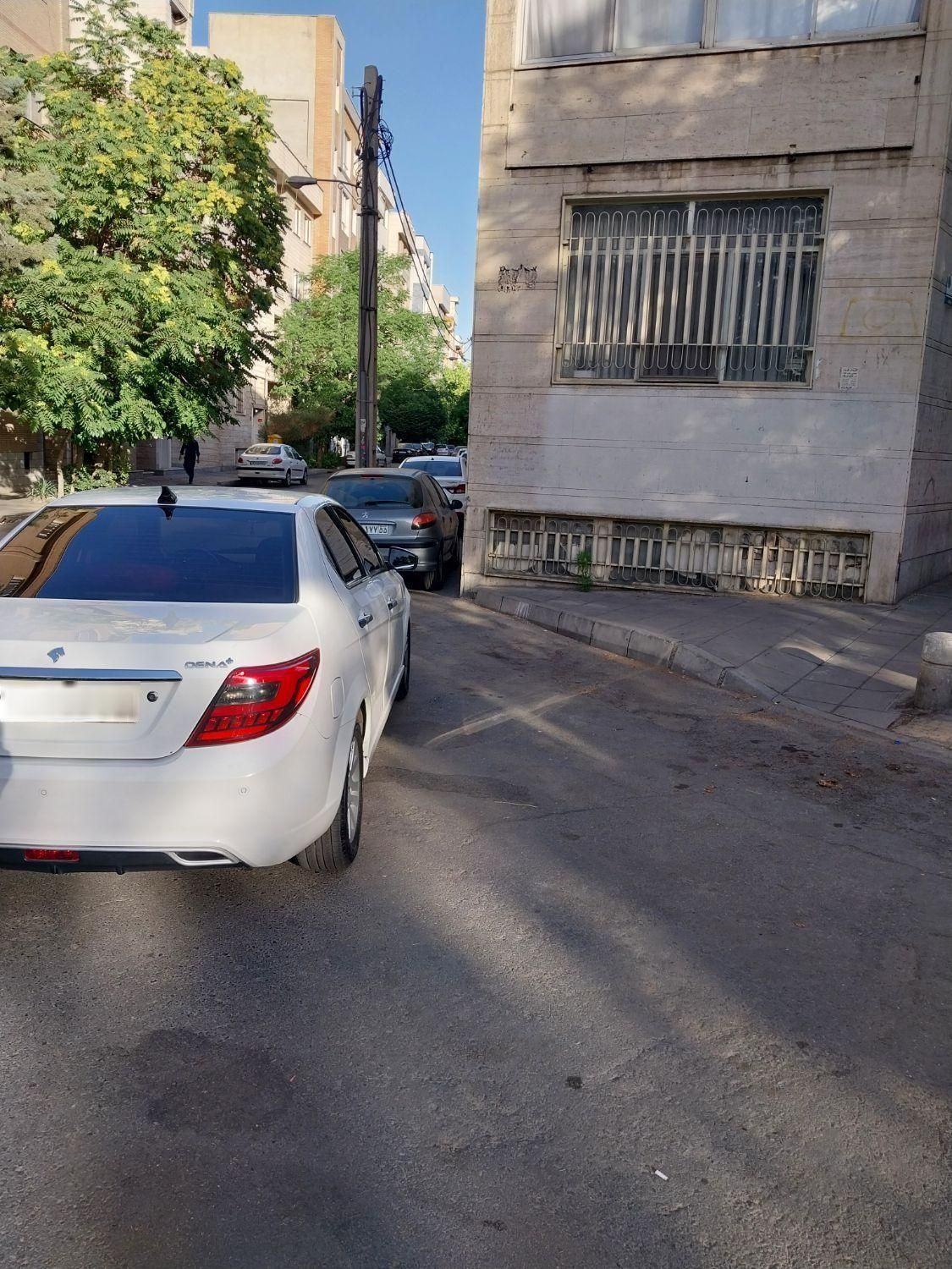 دنا پلاس تیپ ۲ سانروف ۴ ایربگ - 1399