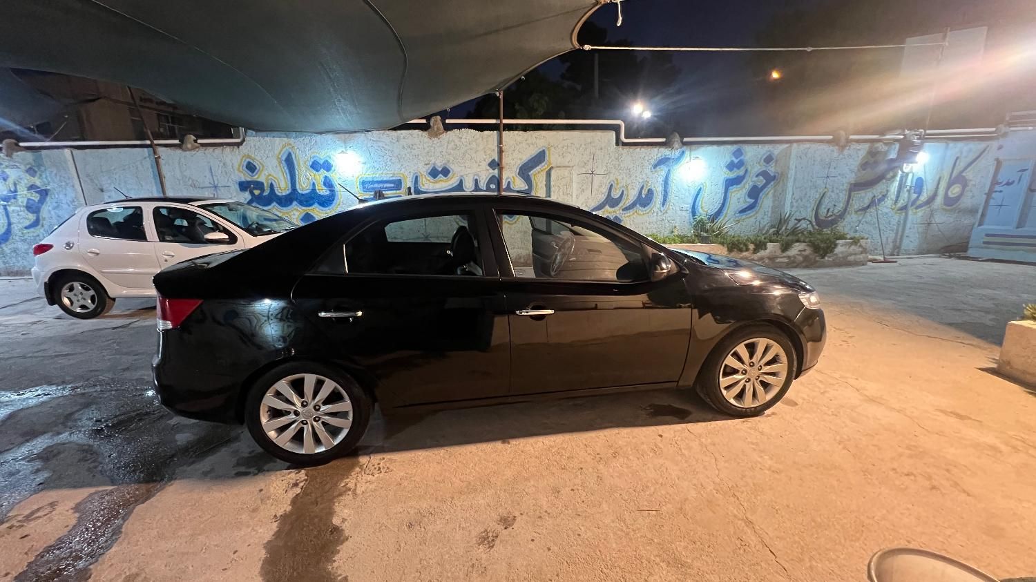 کیا سراتو 2.0 لیتر اتوماتیک GT لاین - 2011