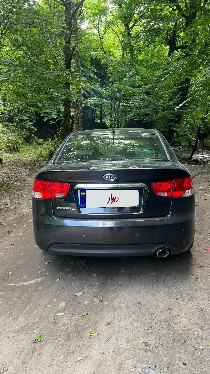 کیا سراتو 2.0 لیتر اتوماتیک GT لاین - 2011