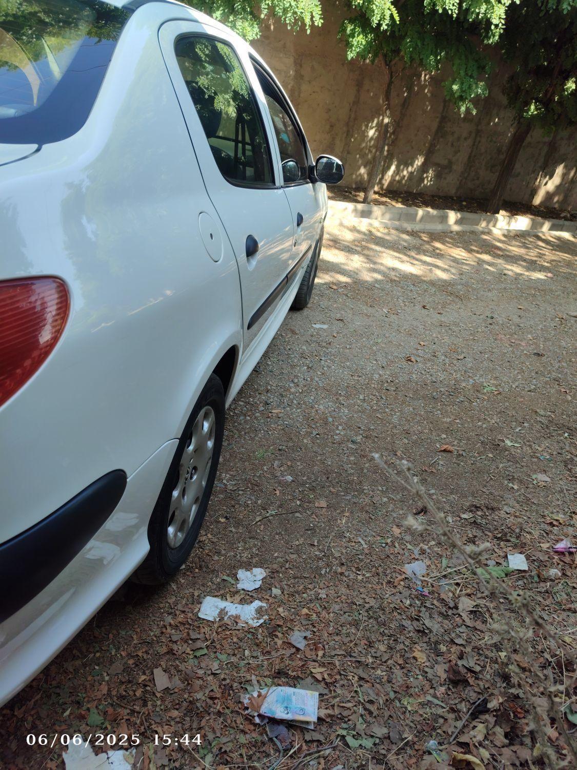 پژو ۲۰۶ صندوق دار v8 - 1393