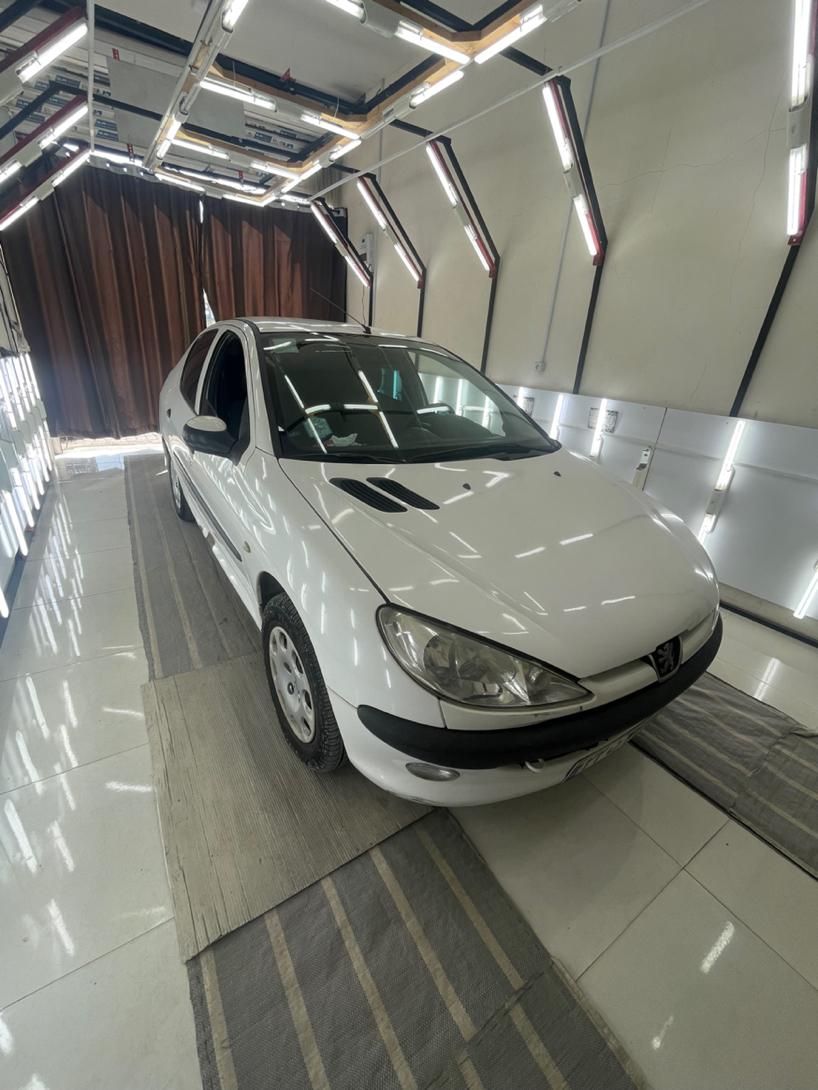 پژو ۲۰۶ صندوق دار v8 - 1395
