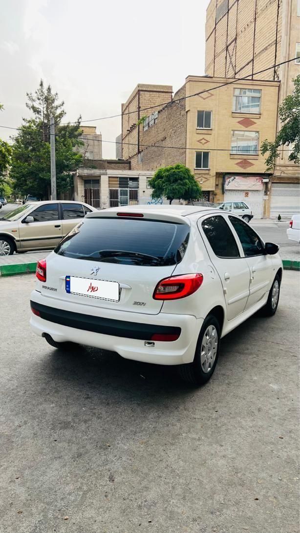 پژو 207 دنده‌ای فرمان هیدرولیک - 1402