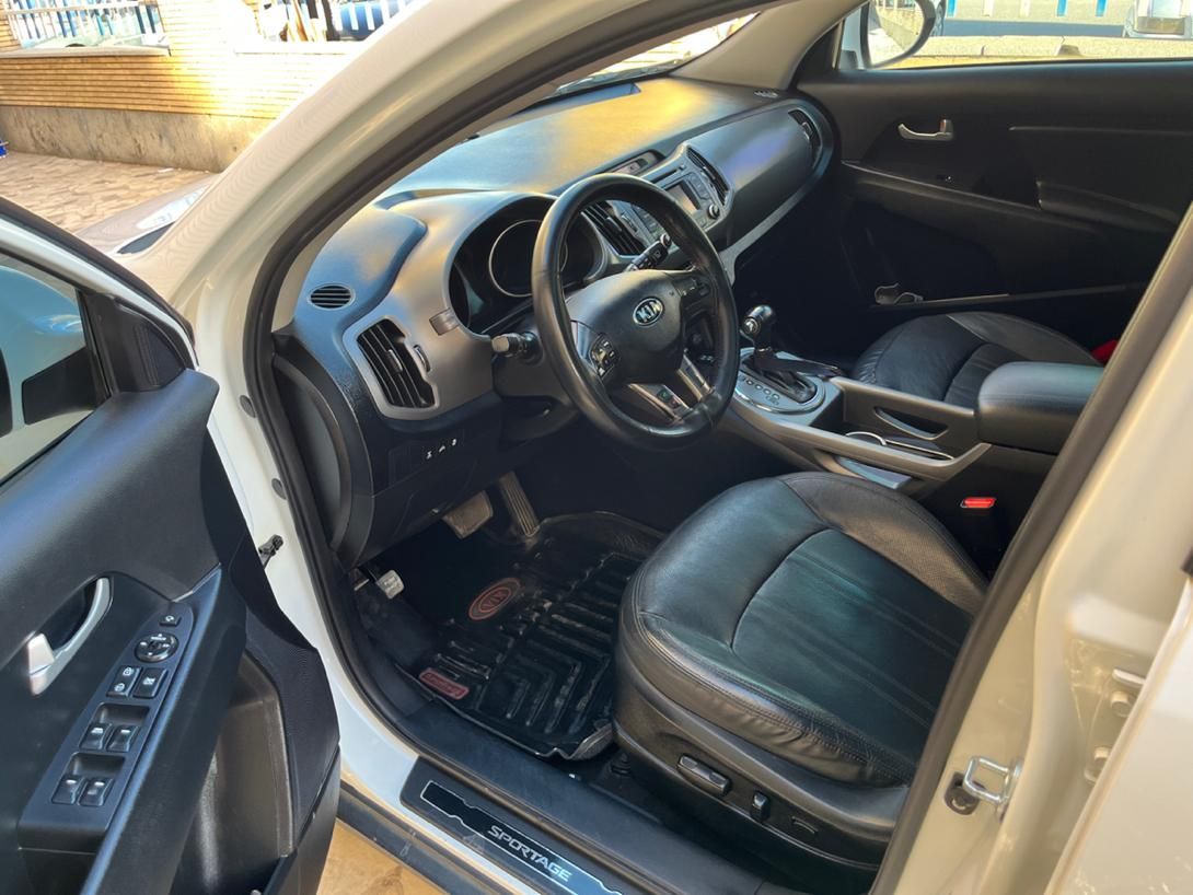 کیا اسپورتیج 4 سیلندر فول 2400cc - 2014