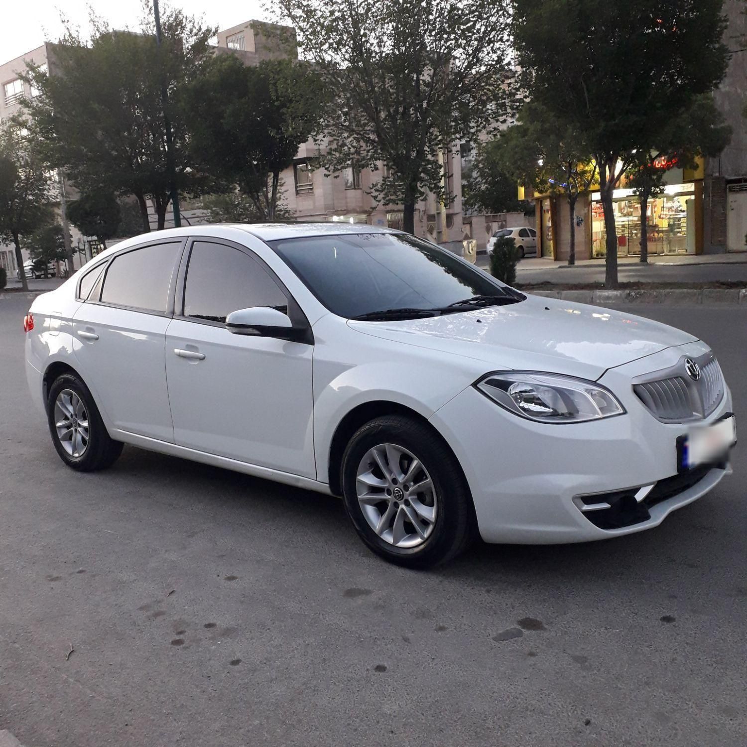 برلیانس H330 اتوماتیک 1500 - 2018