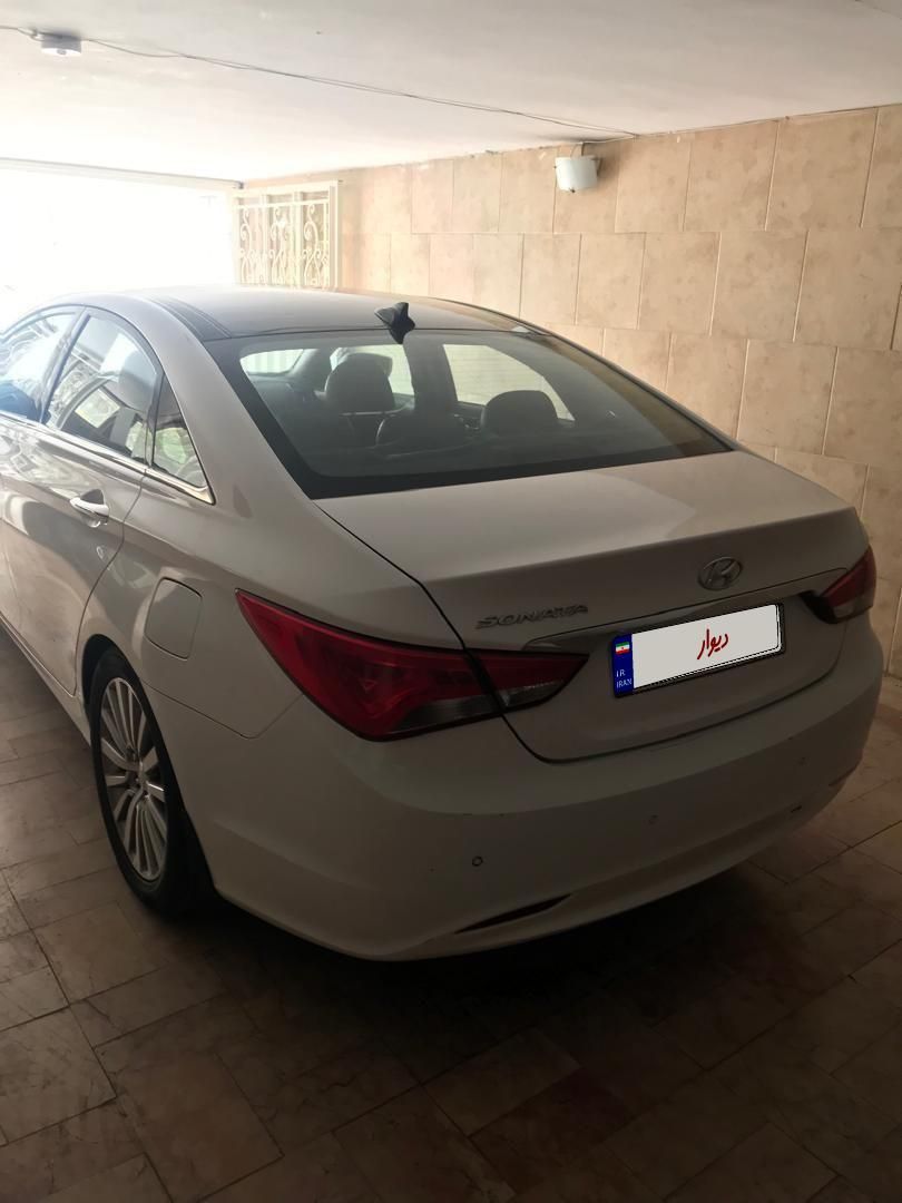 هیوندای سوناتا فول YF - 2014
