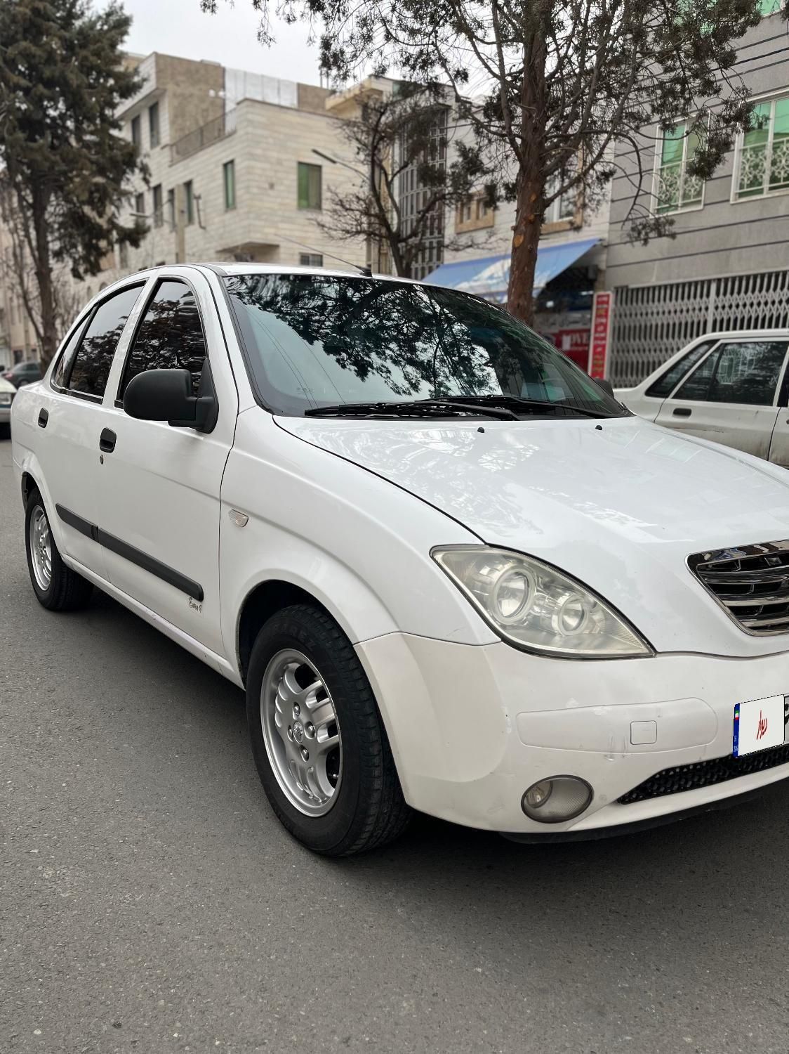 تیبا صندوق دار EX - 1393