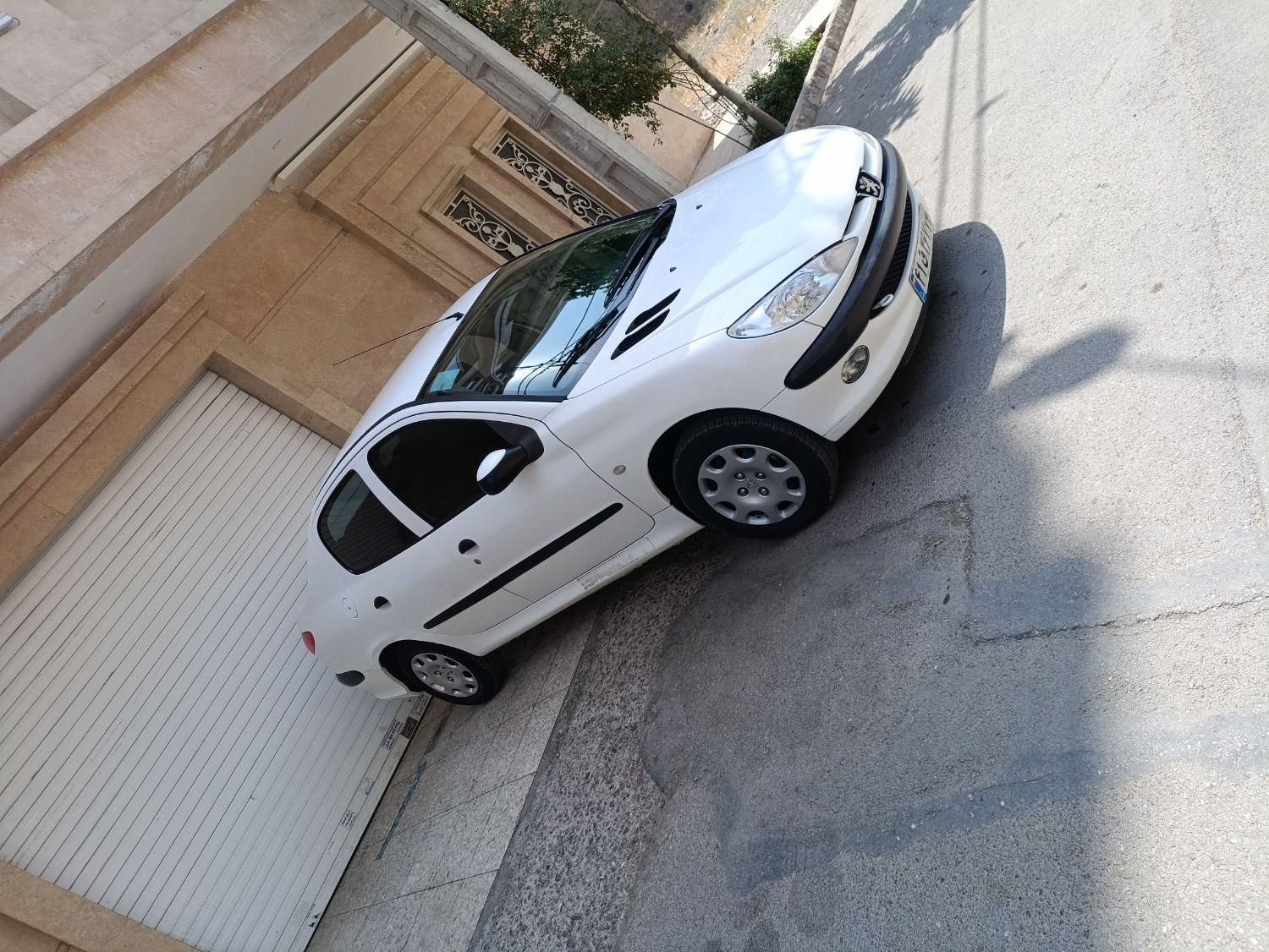 خودرو پژو، ۲۰۶ صندوق دار آگهی ann_18571262