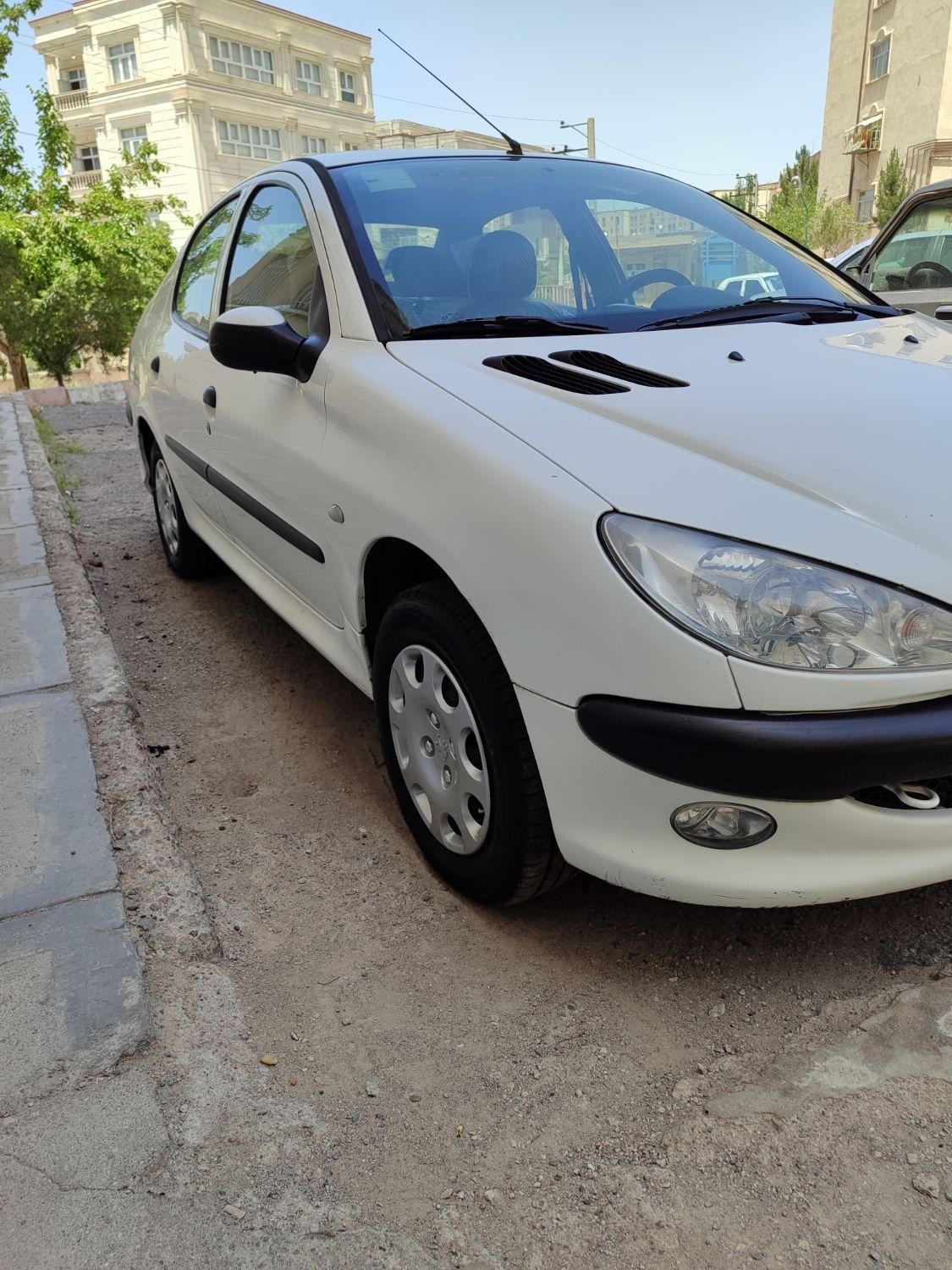 پژو ۲۰۶ صندوق دار v8 - 1398