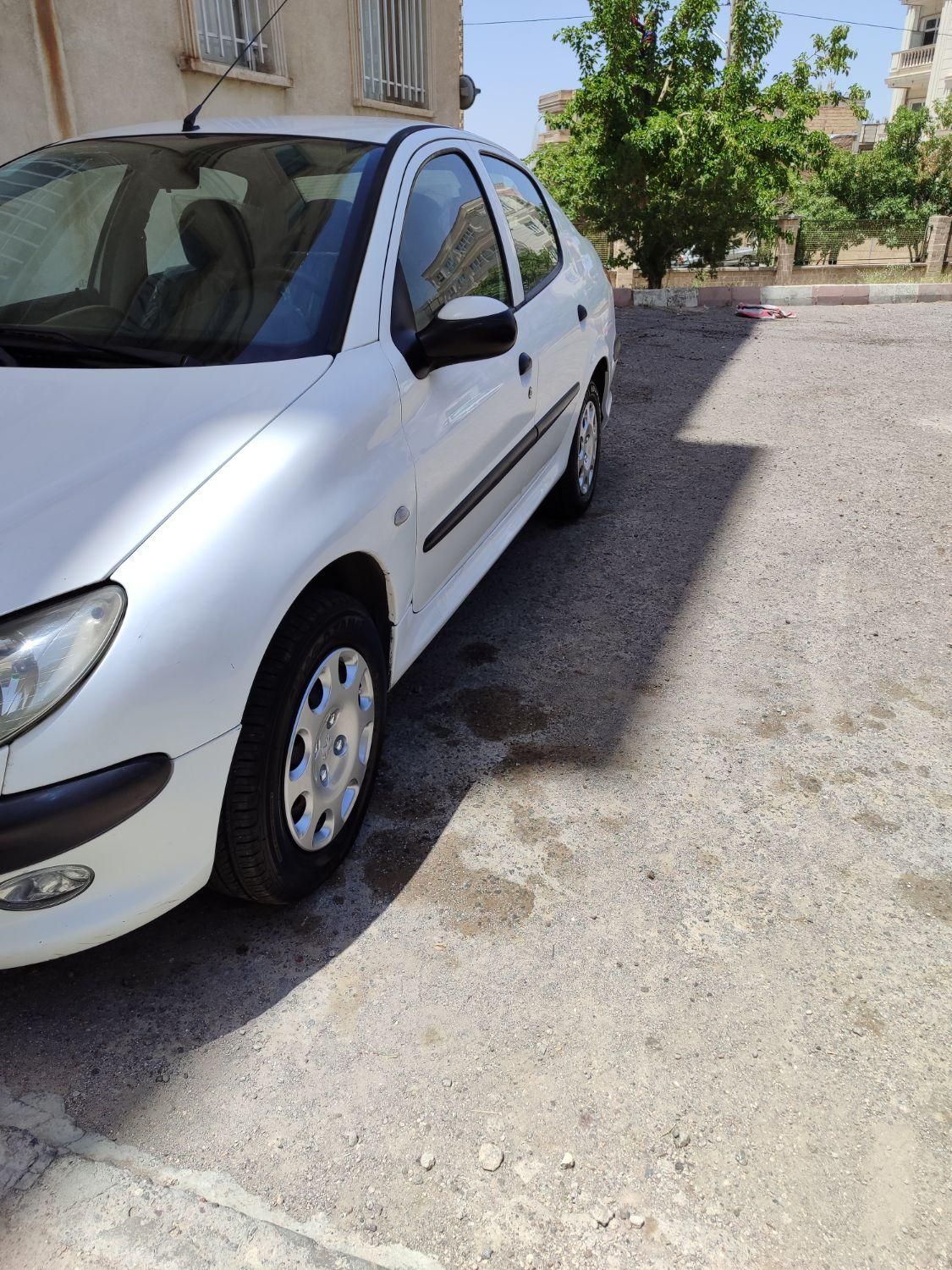 پژو ۲۰۶ صندوق دار v8 - 1398