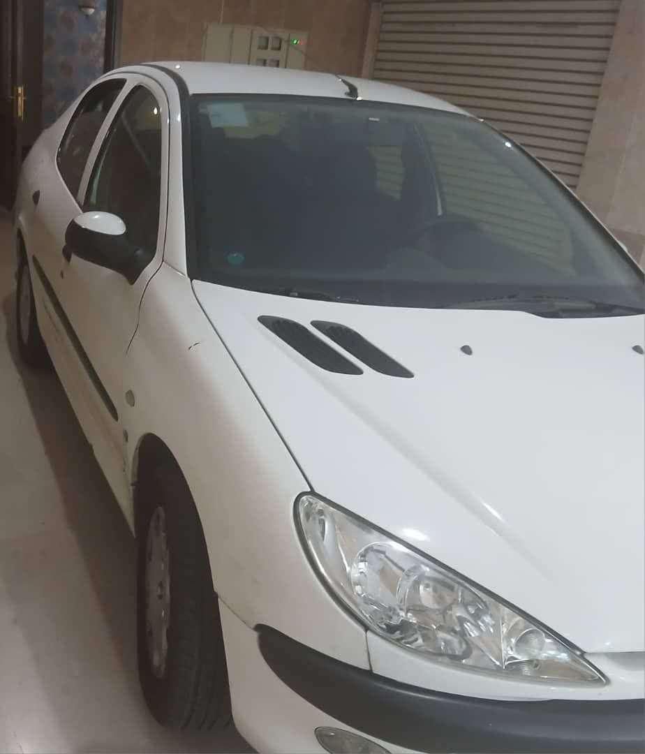 پژو ۲۰۶ صندوق دار v8 - 1394
