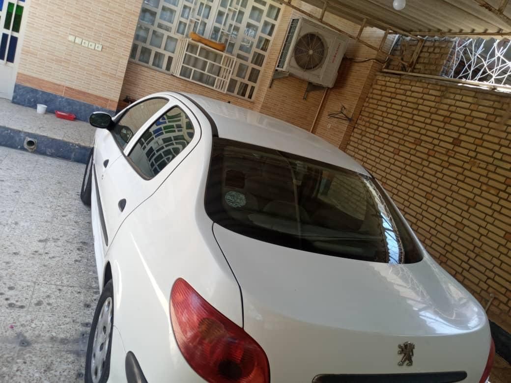 پژو ۲۰۶ صندوق دار v8 - 1396