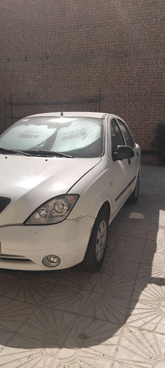 تیبا صندوق دار SX - 1400