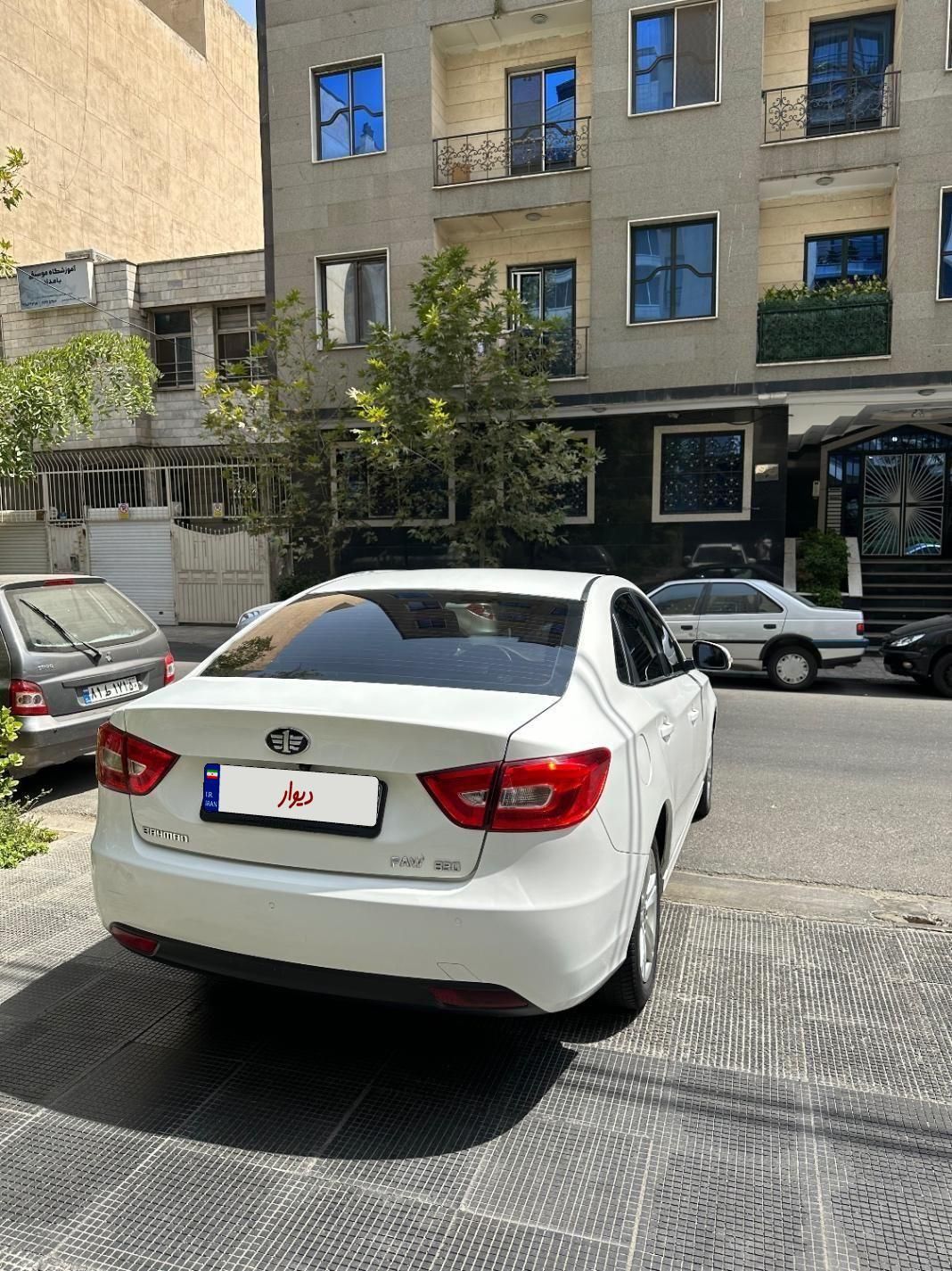 بسترن B30 اتوماتیک - 2017