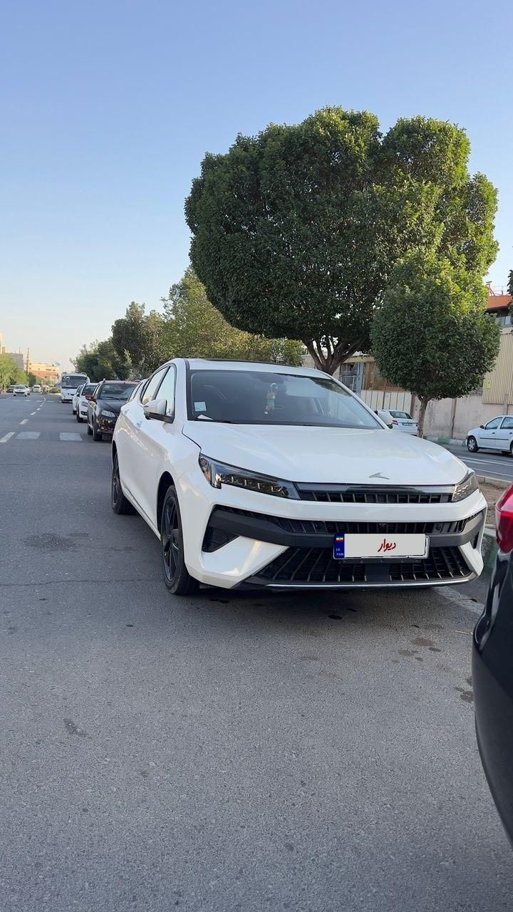 کی ام سی J7 اتوماتیک - 2023