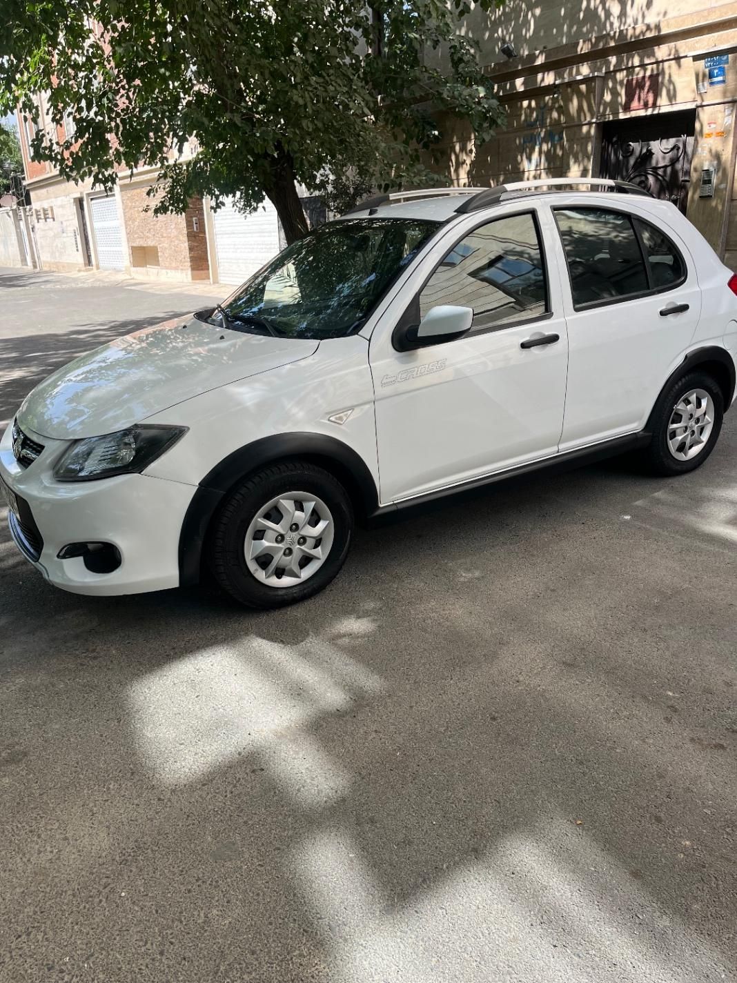 خودرو کوییک، معمولی آگهی ann_18573672