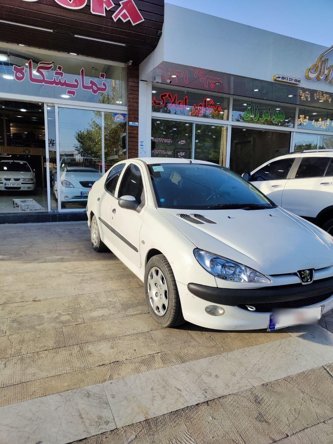 پژو ۲۰۶ صندوق دار v8 - 1394
