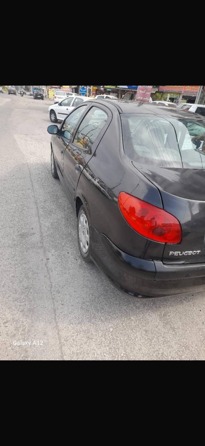پژو ۲۰۶ صندوق دار v8 - 1393