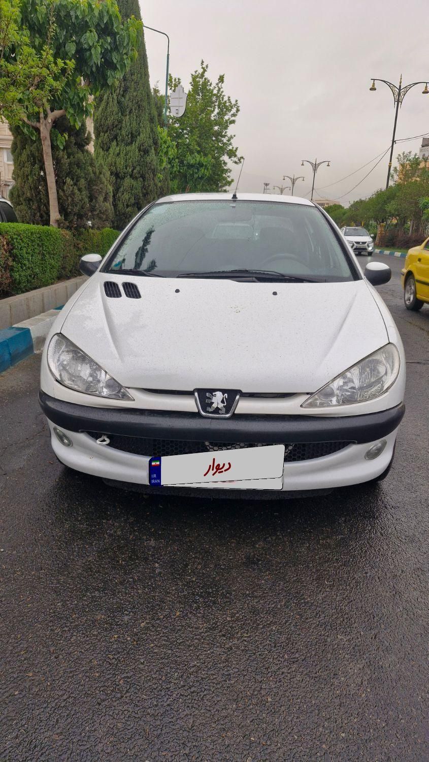 خودرو پژو، ۲۰۶ صندوق دار آگهی ann_18574101