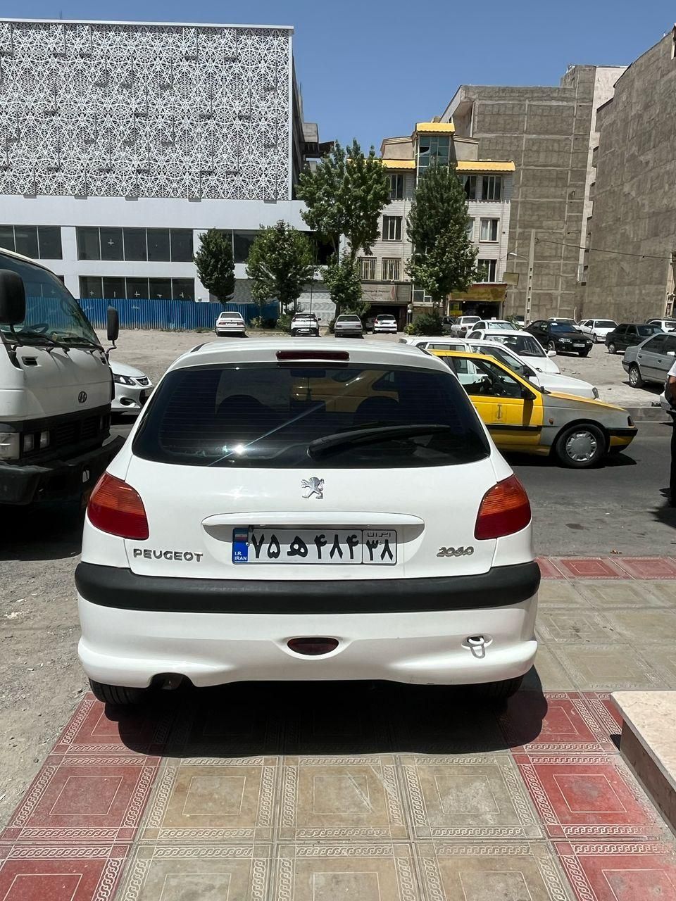 پژو 206 تیپ 6 - 1389