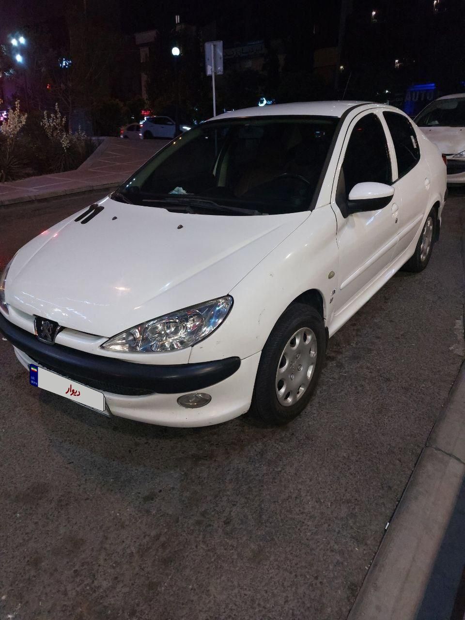 پژو ۲۰۶ صندوق دار v8 - 1393