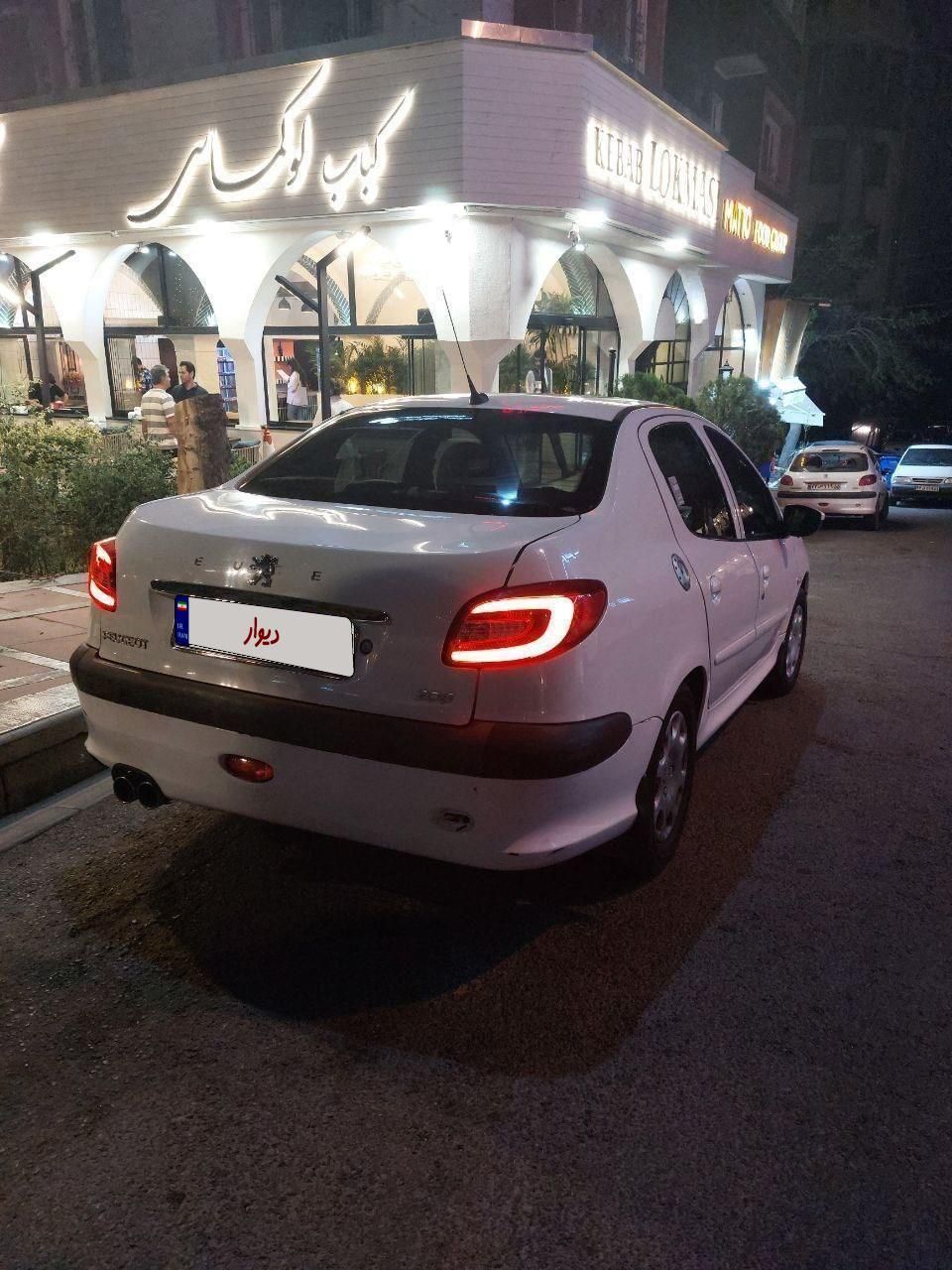 پژو ۲۰۶ صندوق دار v8 - 1393