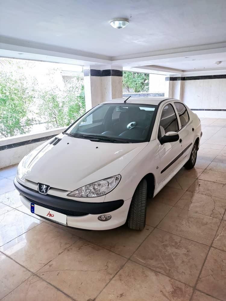 پژو ۲۰۶ صندوق دار v8 - 1398
